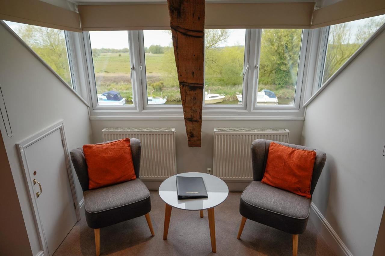 Waveney House Hotel Beccles Bagian luar foto