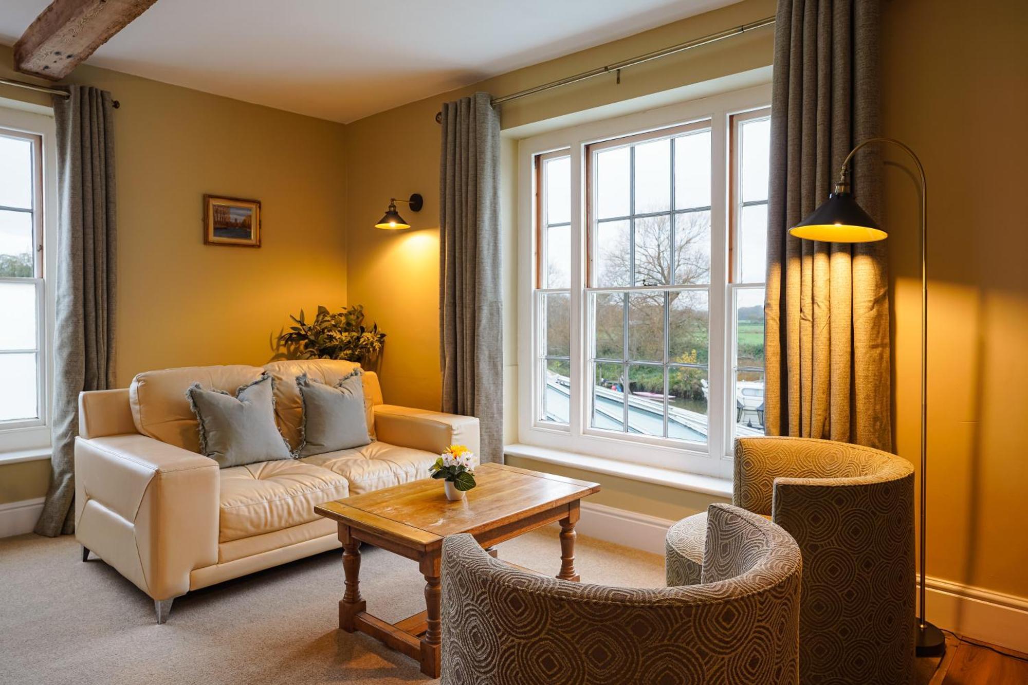 Waveney House Hotel Beccles Bagian luar foto