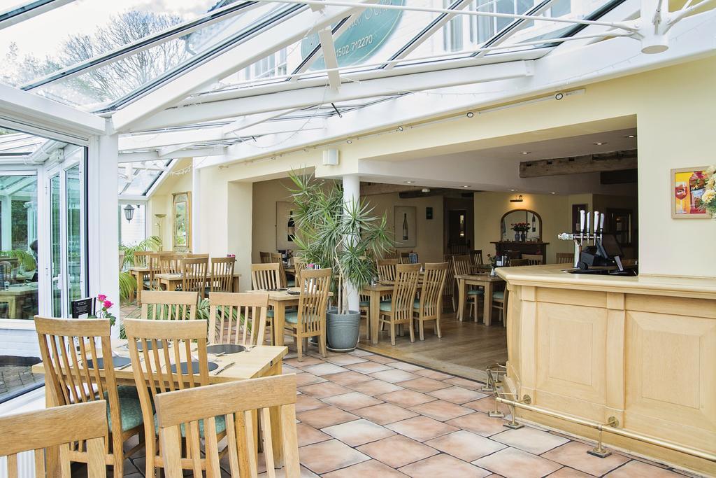 Waveney House Hotel Beccles Bagian luar foto