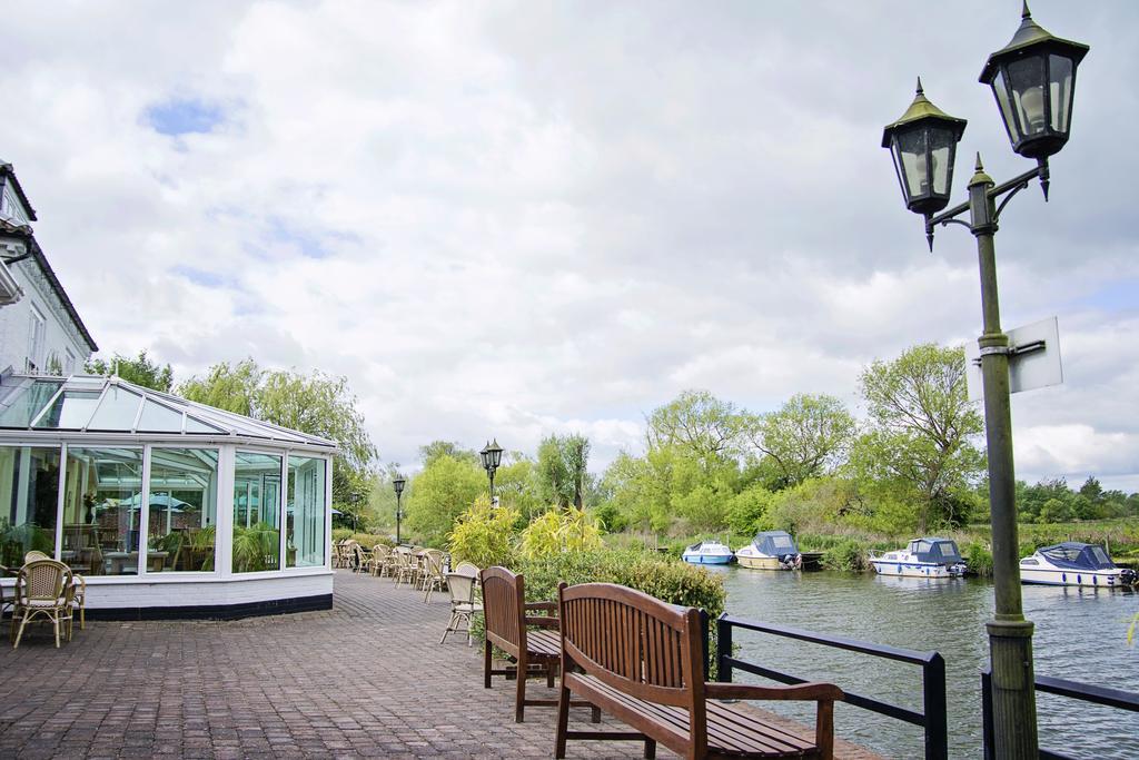 Waveney House Hotel Beccles Bagian luar foto